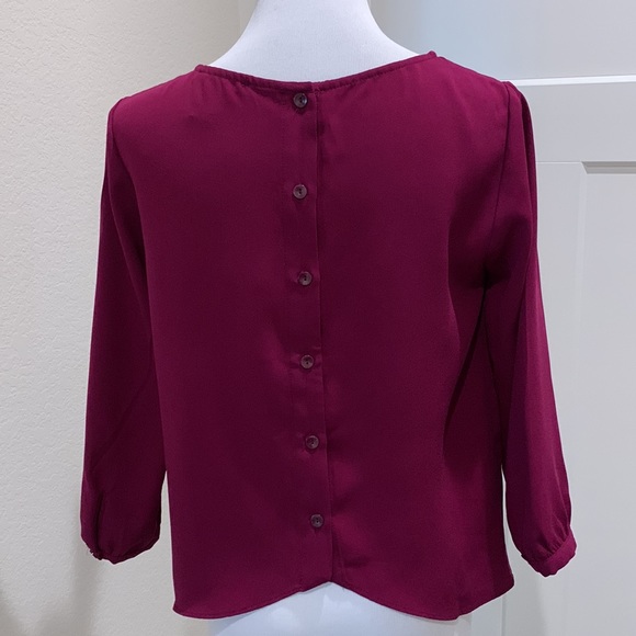 F21 Buttoned back blouse - Picture 8 of 12